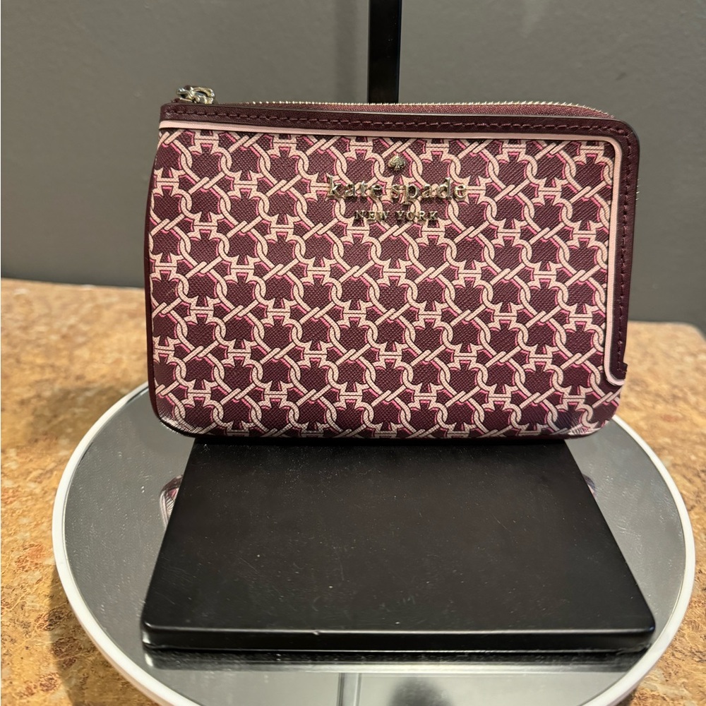 NWT Kate Spade Wristlet